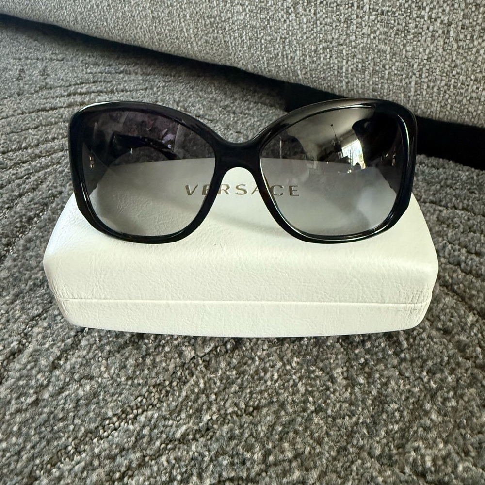 Versace Black & Gold Oversized Sunglasses with Gradient Lenses